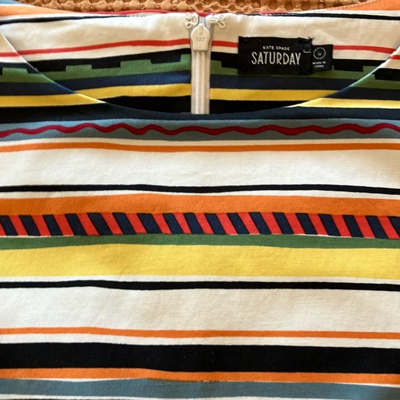 ✨Kate Spade ♠️ sleevless Saturday dress in gorgeous hz Aztec striped pattern. - Picture 6 of 16